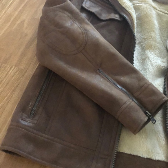 Jacket - Picture 5 of 6